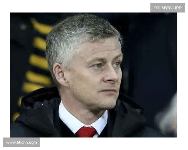 巴黎圣日耳曼豪购背后的隐忧与挑战：财务困境与球队建设的双重考验